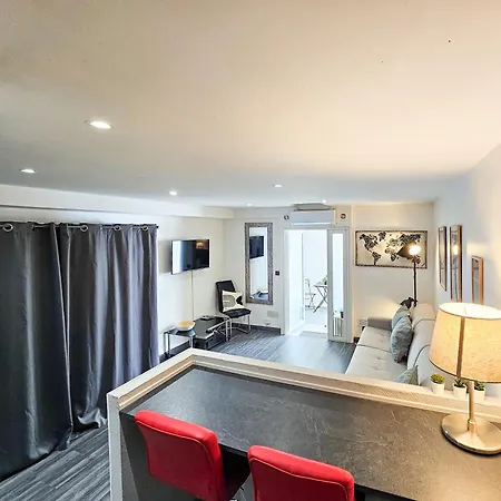 Palace Adly 2 Pers Wifi Ac Sea